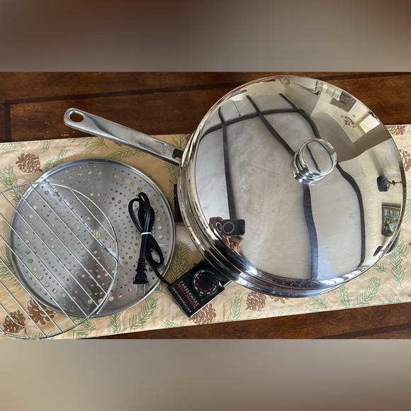 Farberware Kitchen Farberware Electric Fry Pan 2 Like New With